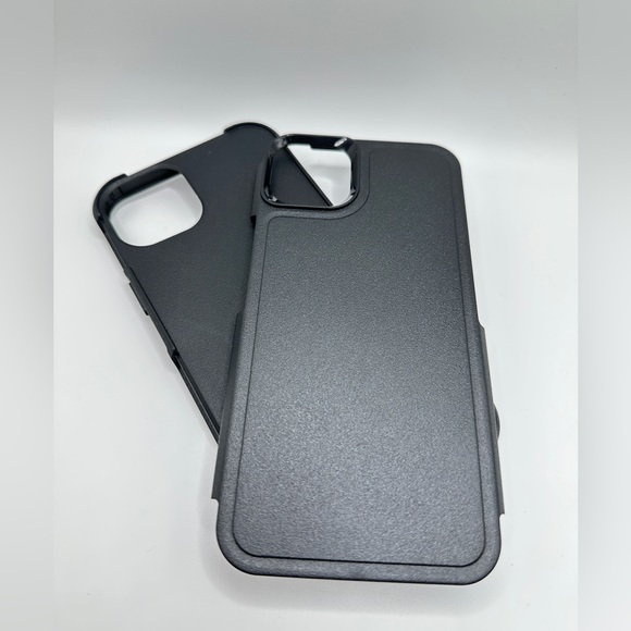 iPhone 14 Max Protective Case - Picture 4 of 8